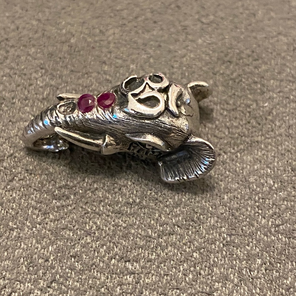 Buddhist Elephant Head SS w/Unfinished Rubies - Picture 4 of 8